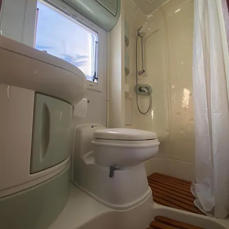 营地 The Happy Glamper 维亚纳堡